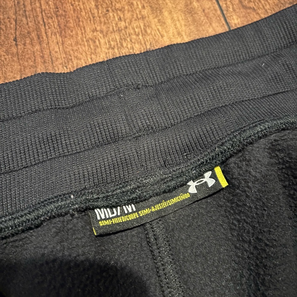 Under Armour Women’s Black Storm Sweatpants - Picture 3 of 4